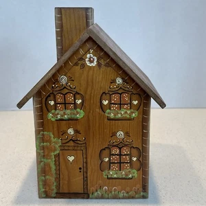 Wooden Hand Painted Tissue Box Cover House Folk Art Primitive Country - Picture 1 of 12