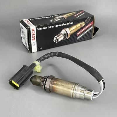 Sensor de oxígeno OE Alemania 15648 aguas abajo para Kia 2003-2005 Rio 1,6 L Foto 1 de 4