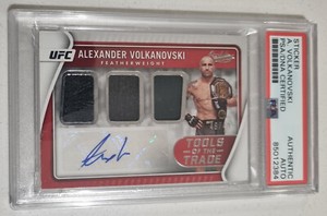 ALEXANDER VOLKANOVSKI SIGNED UFC 2022 PANINI CHRONICLES ABSOLUTE PSA DNA SLABBED