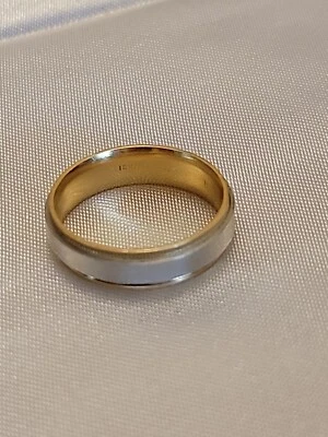 Wedding Band Platinum 18k Yellow Gold Ring Sz 7.5 - Image 1 of 4