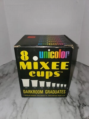 Conjunto Vintage Unicolor de 8 Copos Mixee Graduates Darkroom #338 Fotografia 0,5-20 oz - Imagem 1 de 4