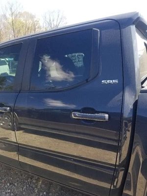 24 2024 TOYOTA TACOMA SR5 DOOR REAR LEFT DRIVER GRAY CREW CAB  Foto 1 de 4