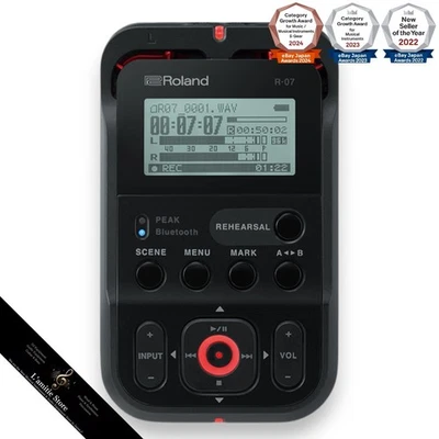 Roland R-07 BK Black High Resolution Audio Recorder Bluetooth Remote R07 Japan - Image 1 of 4