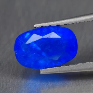 0.62Ct Cushion _ Genuine Quality 100% Natural Neon Blue HAUYNE From Germany - Picture 1 of 2