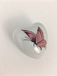 Limoges FM Fontanille Marraud Heart Shaped Lidded TRINKET BOX Butterfly Vintage - Picture 1 of 11