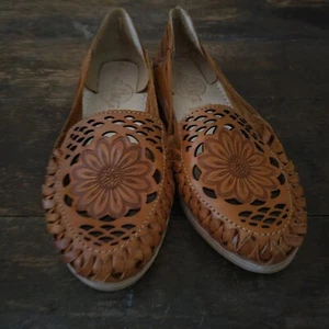 Cacahi Cacles Mexico Brown Huaraches Sandals Tooled Leather Womens 6 - Picture 1 of 8