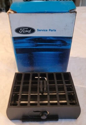 NOS 1984 FORD TEMPO AIR CONDITIONING DASH VENT CENTER E43Z-19893-G - Image 1 of 4