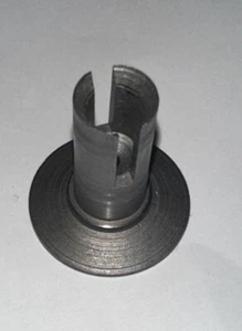 Team Associated Right Differential Outdrive Hub #6577 RC Car Vintage New - Picture 1 of 7