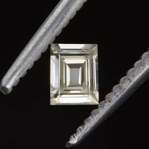 0.28ct VINTAGE BAGUETTE CUT DIAMOND EMERALD SHAPE NATURAL ESTATE STEP CUT 1/4ct - Picture 1 of 1