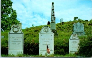 Grave of PRESIDENT CALVIN COOLIDGE Plymouth, Vermont VT - Postcard - Imagen 1 de 2