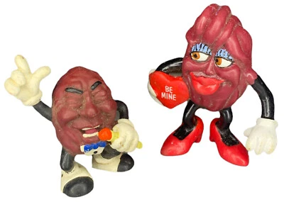 Vtg California Raisin Figures Be My Valentine 80’s Toy Collectables - Image 1 of 2