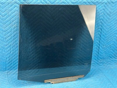 Lexus LX470 puerta trasera ventana vidrio lado del conductor 68114-60290 2004-2007 OEM Foto 1 de 4