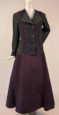 TERNO DE CAMINHADA INCOMUM EDWARDIAN TRI TONE LÃ COM PINO + ACABAMENTO DE BOTÃO - Imagem 1 de 4