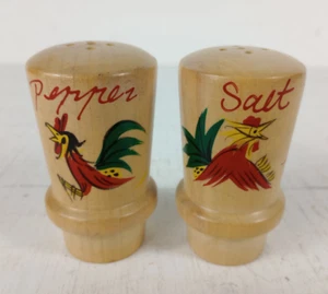 Vintage Wooden Salt & Pepper Shaker Roosters Light Weight Mid Century - Picture 1 of 3