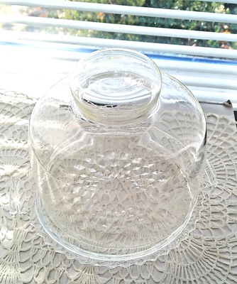 Glass Cake Dish Cheese And Cracker Tray Platter Dish Round Dome Lid Cover - Image 1 of 4