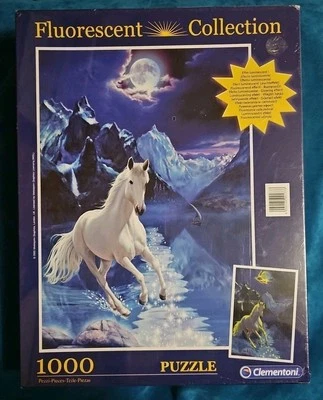 Rompecabezas The White Stallion 1000 Piezas Colección Fluorescente Clementoni Foto 1 de 3