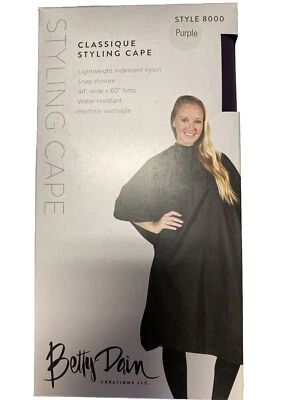 Capa de estilo clásico Betty Dain en púrpura. Cierre a presión 48 X 60 Foto 1 de 2