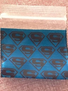 200 SMALL BAGGIES 1515 1.5" X 1.5" MINI RESEALABLE POLY DESIGNER BAGS SUPERMAN - Picture 1 of 12
