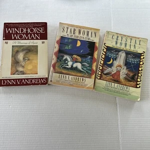 Lynn V. Andrews Book Lot 3 STAR WOMAN, CRYSTAL WOMAN, WILDHORSE WOMAN Paperbacks - Picture 1 of 24
