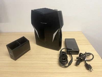 Virtual Reality VR7N2000 Mini Gaming Backpack PC i7-11800H 16GB RAM 512GB SSD - Image 1 of 4