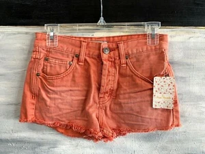 Free People "Uptown" Knopfleiste 100 % Baumwolle Denim abgeschnittene Shorts, 24 - Mohnblumen - Bild 1 von 10