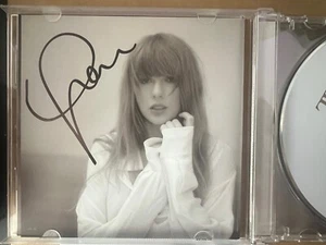 Tortured Poets Department CD + Bonus Track The Manuscript With Hand Signed Photo - Picture 1 of 2