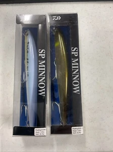 (2) Daiwa SP Minnow GHOST AYU DSPM17F38 HICK/DOCK SF84 1 5/8 oz. AHORRA FLOTANTE - Imagen 1 de 6