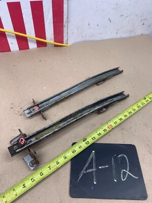 1982-1992 Camaro Firebird JUEGO VENTANAS PISTAS IZQUIERDA DERECHA DESLIZADORES GUÍAS TRANSMISIÓN AM Foto 1 de 4