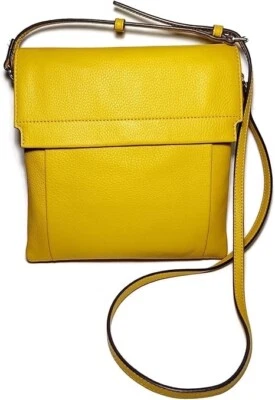 Bolso Bandolera Cuadrado VINCE CAMUTO VV MIN LCB Cuero Amarillo Diente de León $178 Foto 1 de 4
