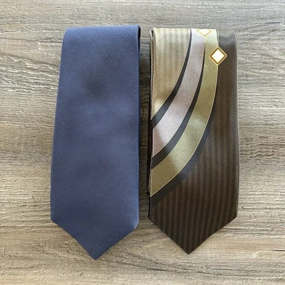 Lot of 2 David Taylor Men's Neck Ties 100% Polyester - Image 1 of 4
