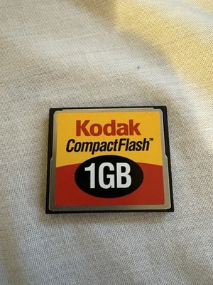 Kodak 2004 CompactFlash Flash Card 1GB - Image 1 of 4