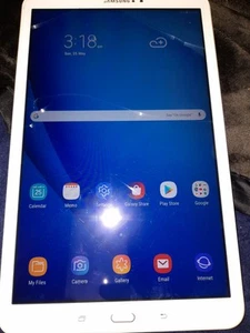 Samsung Galaxy Tab A6 SM-T580 (2016) 16GB, 10.1'' White Cracked Still Work Great - Picture 1 of 2