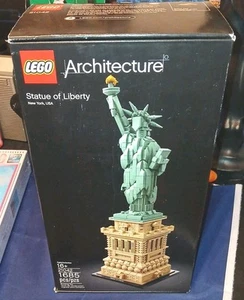 LEGO Architecture: Freiheitsstatue (21042) NEU originalverpackt - Bild 1 von 4