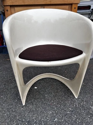 Unusual Mid Century Modern Molded Plastic Arm Chair - Image 1 of 4