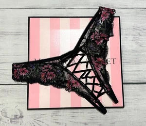 Pantillas brasileñas bordadas florales con cordones sin entrepierna de Victoria's Secret MUY SEXY - Imagen 1 de 6