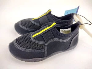 Academy Sports New Water Shoes Aqua Swim Socks Toddler Kid's Size 9D Solid - New - Picture 1 of 6