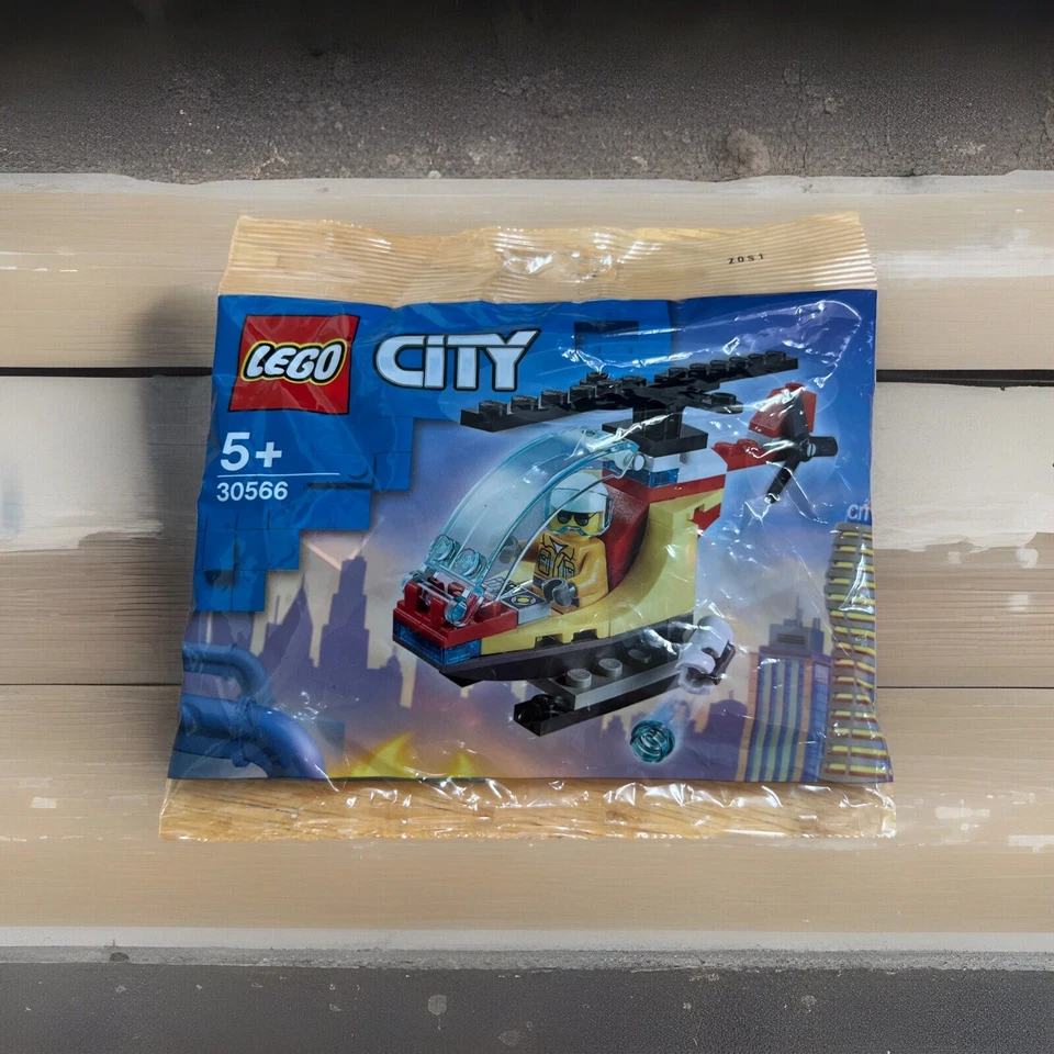 Lego City Fire Helicopter 30566 Polybag  BNIP  - Image 1 of 1