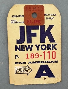 PAN AM JFK NEW YORK VINTAGE BAG TAG LUGGAGE BAGGAGE LABEL AMERICAN 1969 PAA - Picture 1 of 2