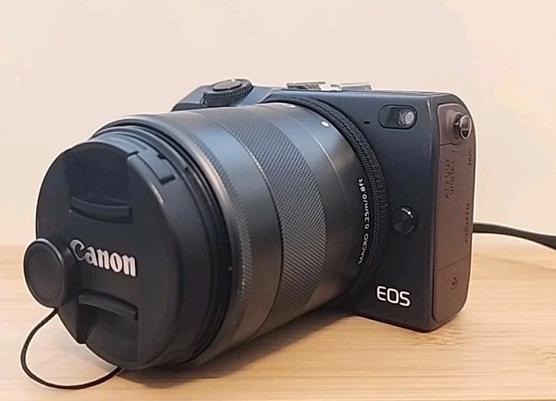 Canon EOS M2 Mirrorless Interchangeable Lens Cameras for Canon EOS M2 Mirrorless Interchangeable Lens Cameras for