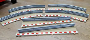 Scalextric Track Standard 4x Curve Outer Borders 6x Barriers 2x lead borders - Picture 1 of 3