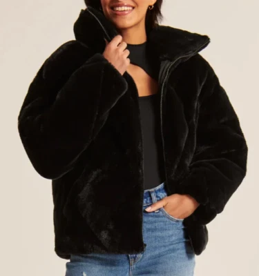 Novo Abercrombie Oversized Comprimento Médio Pele Sintética Diamante Acolchoado Tamanho Médio - Imagem 1 de 4