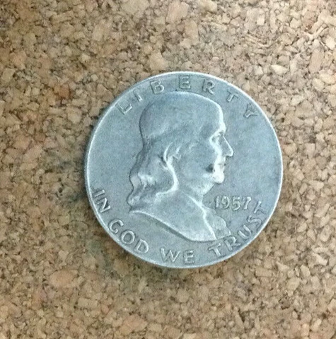 1957 D  Circ.  Franklin Half Dollar 90 % Silver US Coin FH2875 FREE SHIPPING Cover