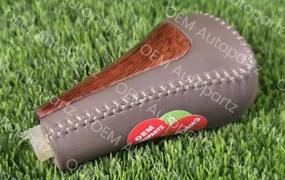 Pomo de cambio Lexus Gx460 2014-2017 OEM color beige usado: se adapta a Lexus Foto 1 de 4