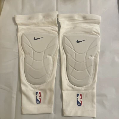 Nike NBA Issued Hyperstrong Padded Knee Sleeves Mens Size L/XL  CT3877-101 S46 - Image 1 of 3