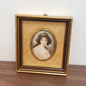 Cameo Creation Wall Art Hanging Portrait Of Hubak Lady Free Shipping - Picture 1 of 6