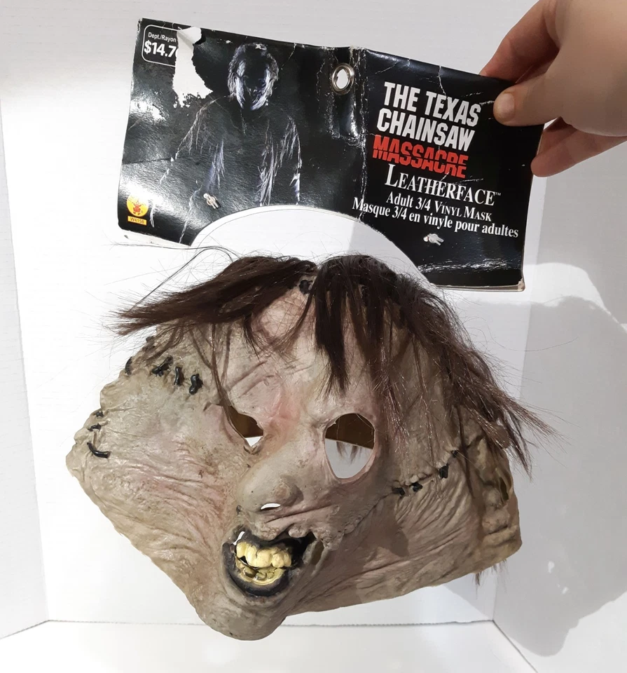 Máscara de vinilo para adultos 3/4 rubíes Halloween The Texas Chainsaw Massacre LEATHERFACE Foto 1 de 4