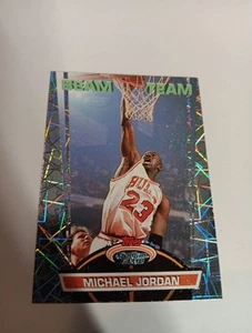 1992-93 Topps Stadium Club - Beam Team Michael Jordan Members Only Surface Marks - Picture 1 of 14
