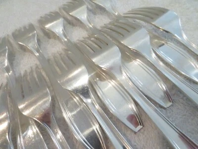 12 tenedores de almuerzo de postre franceses Art Deco chapados en plata Christofle  Foto 1 de 4
