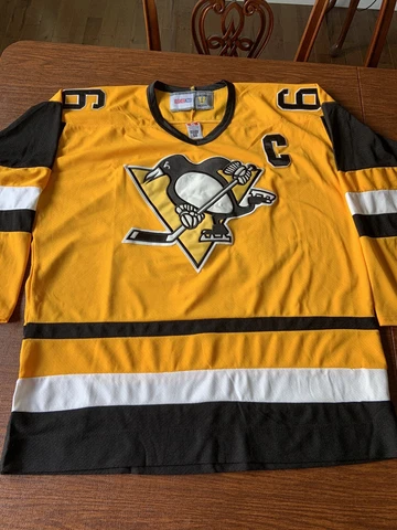 Mario Lemieux Pittsburgh Penguins Gold "1981-1984 Throwback" CCM NHL Jersey Sz50 Cover