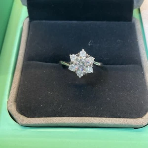 1CT Round Moissanite Flower Ring 925 Sterling Silver Size 8 - Picture 1 of 6